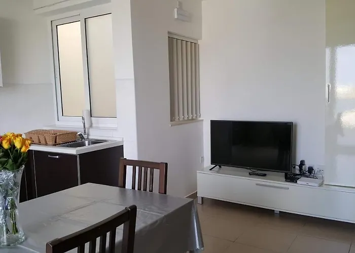 White Pearl 5 * مرسلوك